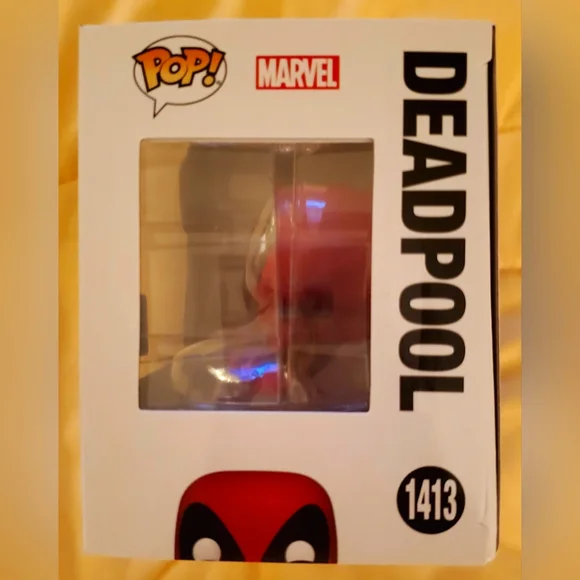 NIB FUNKO POP Deadpool, Ltd Edition #1413, Holding Wolverine Photo, Bobblehead - Picture 4 of 6